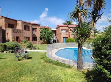 Departamento · 65m² · 3 Ambientes · 1 Cochera · Departamento Para 5 Personas - Pileta - Cochera - Quincho - Parque Frente Al Lago