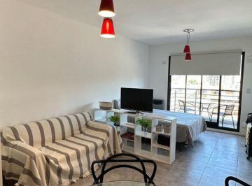 Departamento · 32m² · 1 Ambiente · Venta Monoambiente con Balcon Luminoso en Boedo