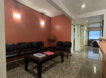Oficina comercial · 198m² · 2 Cocheras · Espacio Corporativo Multiples Usos Cocheras