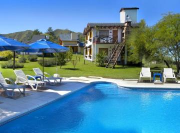 Hotel · 848m² · Venta Complejo Cabañas en Villa General Belgrano