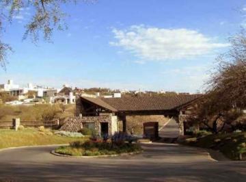Terreno · 2051m² · Venta Terreno en Country 5 Lomas, Cordoba