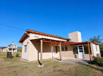 Casa · 73m² · 4 Ambientes · 1 Cochera · Se Vende Casa 2 Dorm. Villa Ciudad Parque