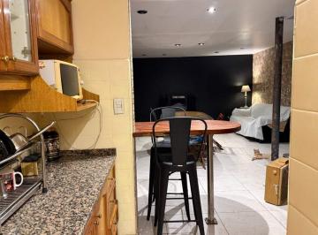PH · 222m² · 4 Ambientes · Venta PH 3 Ambientes + Local con Sotano Monserrat