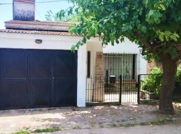 Casa · 102m² · 3 Ambientes · 1 Cochera · Casa en Venta 3 Ambientes en Maschwitz