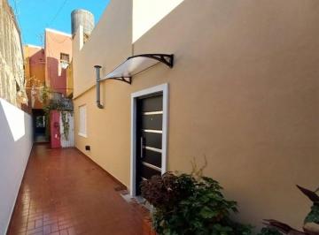 PH · 50m² · 2 Ambientes · PH 2 Ambientes con Patio y Terraza en Venta
