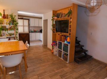 PH · 60m² · 3 Ambientes · 1 Cochera · Venta PH 3 Ambientes con Patio y Cochera Quilmes