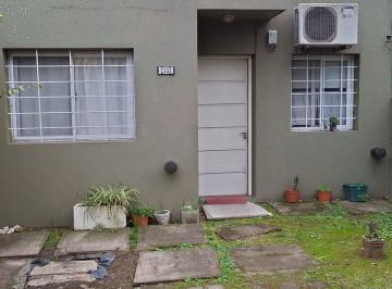 Casa · 57m² · 3 Ambientes · Venta Casa Tipo PH 3 Ambientes Ituzaingo