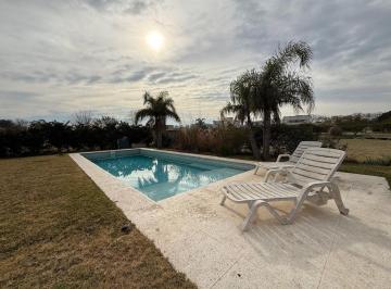 Casa · 144m² · 4 Ambientes · Venta Casa 4 Amb C/piscina Santa Elena Pilar