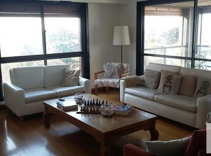 Departamento · 192m² · 5 Ambientes · 1 Cochera