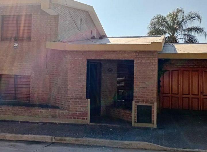 Casa · 120m² · 5 Ambientes · 1 Cochera