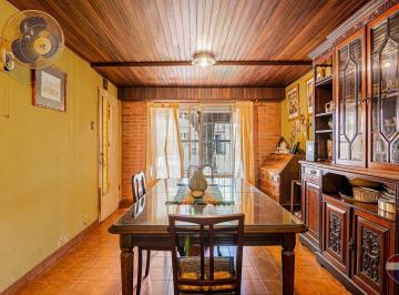 Casa · 200m² · 4 Ambientes · 1 Cochera · Casa en Venta en City Bell La Plata