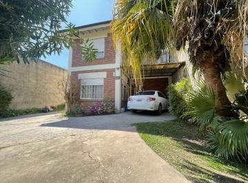 Casa · 112m² · 4 Ambientes · 1 Cochera · Venta Casa 4 Amb Los Polvorines Pileta Permuta