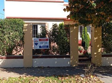 PH · 106m² · 4 Ambientes · 1 Cochera · Venta Casa 4 Ambientes Jose C Paz