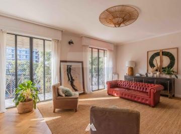 Departamento · 250m² · 5 Ambientes · 1 Cochera · Venta Pocitos 4 Dorm Servicio Garaje