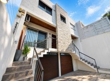 Casa · 110m² · 4 Ambientes · 2 Cocheras · Venta Casa 3 Dorm, 4 Baños, 2 Garages - Prado Sur