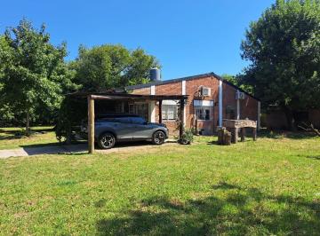 Casa · 200m² · 5 Ambientes · 2 Casas Quinta en Lote de 1.495 m² - Paso del Rey