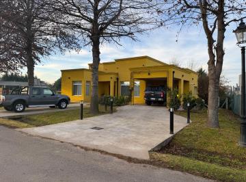 Casa · 152m² · 3 Ambientes · 1 Cochera · Casa en Venta 3 Amb Club de Campo Las Cañuelas