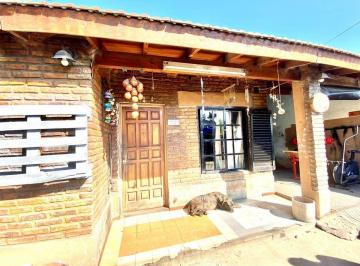 Casa · 120m² · 4 Ambientes · 2 Cocheras · Venta Casa 3 Amb Más Depto Ituzaingo - a Refaccionar