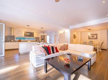 Casa · 302m² · 5 Ambientes · 2 Cocheras · Venta Casa 5 Amb - Golfers Country Club - Pilar