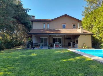 Casa · 190m² · 5 Ambientes · 2 Cocheras · Venta Casa 5 Ambientes, Barrio La Delfina, Pilar