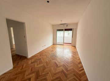 Departamento · 52m² · 3 Ambientes · Venta Departamento 3 Ambiente C/ Balcón, Caballito