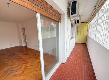 Departamento · 52m² · 3 Ambientes · Venta Departamento 3 Ambiente C/ Balcón, Caballito