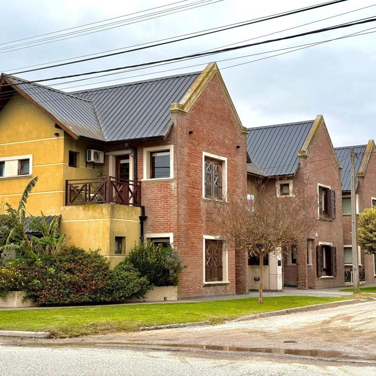 Chalet Tipo Dúplex en Balcarce | 4 Ambientes, 3 dorm, 1 baño, apto crédito