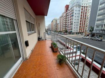 Departamento · 87m² · 5 Ambientes · 1 Cochera · Alquiler 4 Ambientes C/ Dependencia Cochera Balcon