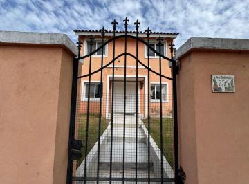 Casa · 110m² · 4 Ambientes · 2 Cocheras · Casa en Venta en El Centro de Capilla del Señor