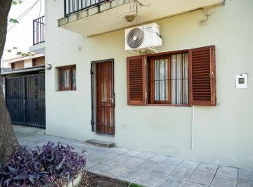 Departamento · 45m² · 2 Ambientes · 1 Cochera · Departamento en Planta Baja en Excelente Ubicación