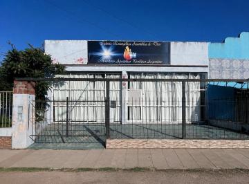 Local comercial · 320m² · 1 Cochera · Se Vende Gran Salón Sobre Av Lujan - Santo Tome