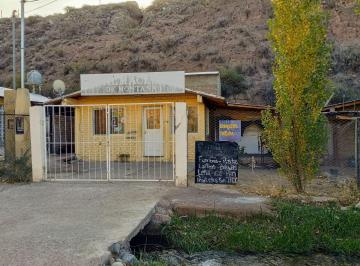 Local comercial · 100m² · 1 Cochera · Venta Local + Depto Potrerrillos Av Los Condores