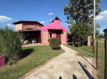 Casa · 100m² · 3 Ambientes · 1 Cochera · Casa C/ Pileta Los Espinillos - Barrio del Lago