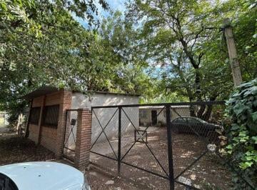 Casa · 280m² · 4 Ambientes · 2 Cocheras · Venta de Casa 4 Amb con Local - Cochera en Alt Brown