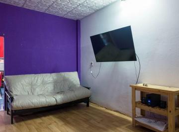 PH · 64m² · 2 Ambientes · 1 Cochera · PH 2 Amb en Venta en Berazategui con Cochera S/exp
