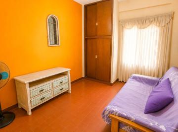 Casa · 63m² · 4 Ambientes · Venta Casa 4 Amb Lomas Apto Credito