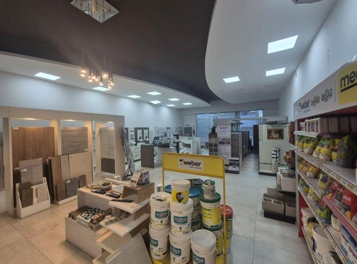 Local comercial · 412m²