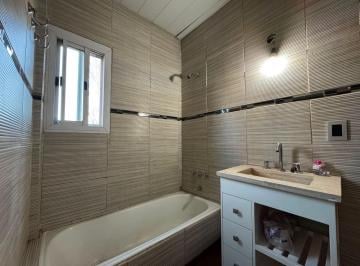 Departamento · 53m² · 3 Ambientes · 1 Cochera · Venta Departamento en Hurlingham - Tesei 3 Amb