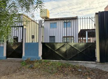 Casa · 152m² · 4 Ambientes · Casa en Venta Neuquén!