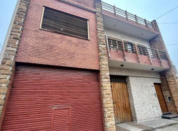 Casa · 380m² · 5 Ambientes · 1 Cochera · Venta Lote Propio Casa 5 Amb + Local - Ramos Mejia