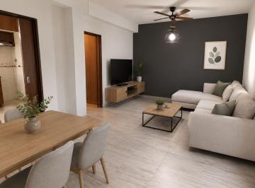 Casa · 148m² · 3 Ambientes · 1 Cochera · Casa Lote Propio 3 Amb + Garage + Pileta + Quincho + Local