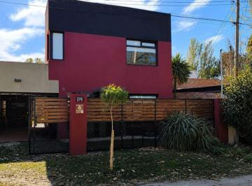 Casa · 136m² · 3 Ambientes · Casa 2 Dorm. en Venta en Dolores, con Plieta