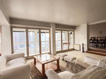 Departamento · 125m² · 6 Ambientes · Departamento 3 Dorm. en Venta La Plata