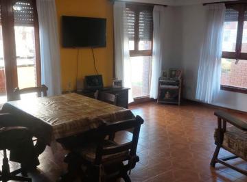 Departamento · 84m² · 5 Ambientes · 1 Cochera · Departamento en Venta - 3 Dorm. 2 Baños - Mar del Plata