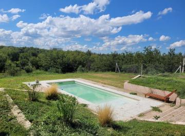 Casa · 35m² · 1 Ambiente · 2 Cocheras · Vende Terreno 1200 m² con Monoambiente y Pileta