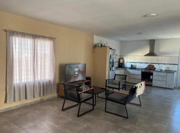 Casa · 139m² · 3 Ambientes · 1 Cochera · Se Vende Casa El Faro 3