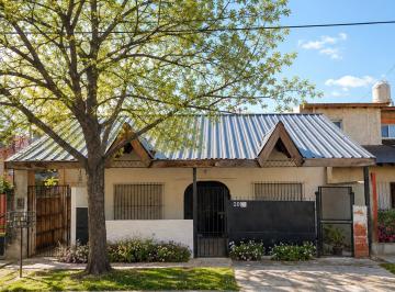 Casa · 175m² · 4 Ambientes · Venta Casa con Dpto Totalmente Independiente