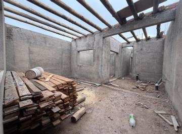 Casa · 83m² · 5 Ambientes · 2 Cocheras · Casa 3 Dorm. Doble Patio, Llave en Mano, Guaymallén