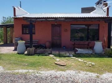 Casa · 83m² · 3 Ambientes · 1 Cochera · Casa en Venta en Rama Caida, San Rafael
