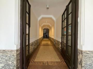 PH · 40m² · 3 Ambientes · Alquiler Centro 2 Dorm. con Patio